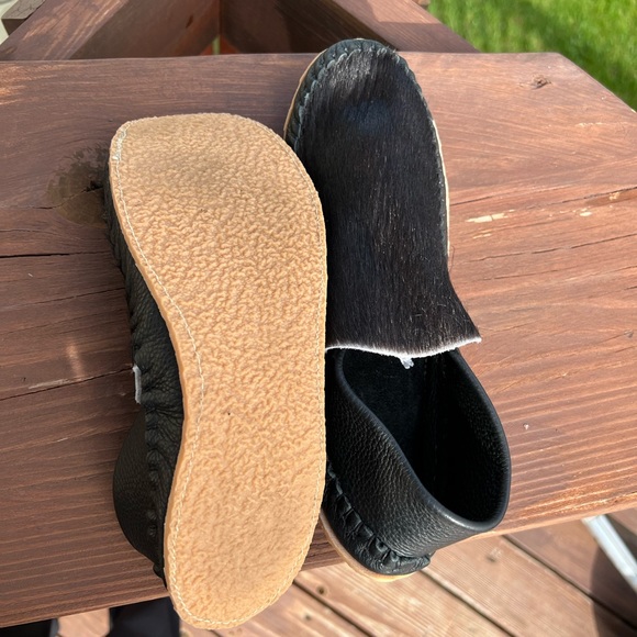 Shoes Cowhide Leather Moccasins Special Order All Black Worn One Time